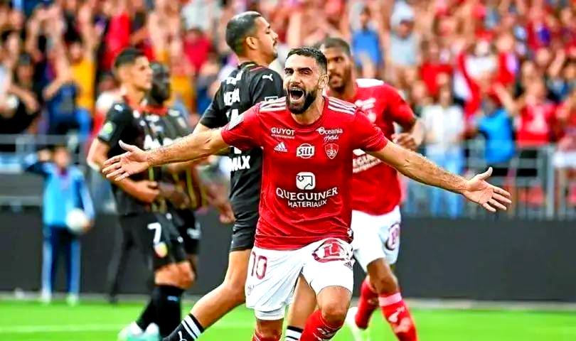 亚博体育官方网站-包含集结日斯图加特备战足总杯，复出首秀细节曝光，管理层满意，球队文化再被提及的词条-亚博体育官方网站